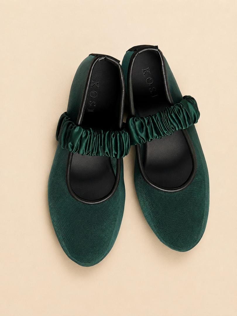 Awisi Ruched-strap flats in Green