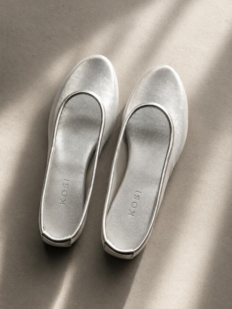 Zanzi Flats in Silver